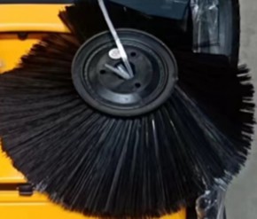 Боковая щетка для подметальных машин G98/G100 (Front Brush) в Екатеринбурге - avtopogruzchiki.com