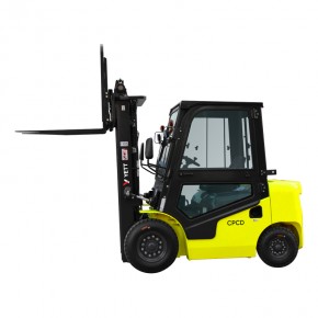 Дизельный погрузчик с кабиной YETT CPCD35-W4K2-M400-3W-K в Екатеринбурге - avtopogruzchiki.com