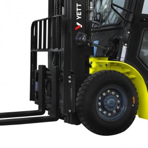 Дизельный погрузчик с кабиной YETT CPCD50-M300-3W-K в Екатеринбурге - avtopogruzchiki.com