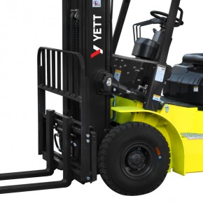 Дизельный погрузчик YETT CPCD30-WS1K2-M300-3W-Y в Екатеринбурге - avtopogruzchiki.com