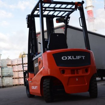 Электрический погрузчик OXLIFT RX 1645 4,5 М в Екатеринбурге - avtopogruzchiki.com