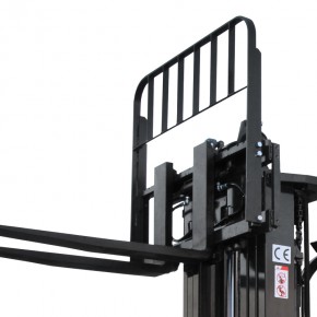 Электрический погрузчик YETT CPD25-A3LIH4-M-ZSM600-3W в Екатеринбурге - avtopogruzchiki.com