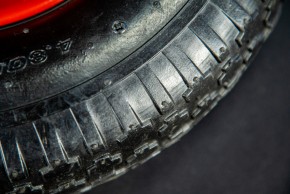 Колесо пневматическое резиновое 387 мм 4.00-8 (подшипник 16 мм) в Екатеринбурге - avtopogruzchiki.com