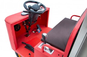 Платформенная тележка электрическая RuTrike КАРА КУНГ в Екатеринбурге - avtopogruzchiki.com