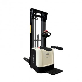 Самоходный электроштабелер PROLIFT M2 SDK 1656 li-ion со свободным подъемом в Екатеринбурге - avtopogruzchiki.com