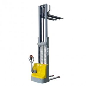 Самоходный электроштабелер PROLIFT SDR 1535-S в Екатеринбурге - avtopogruzchiki.com