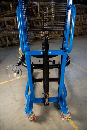 Штабелер-бочкокантователь гидравлический 0,35 т 1,4 м TOR COT в Екатеринбурге - avtopogruzchiki.com