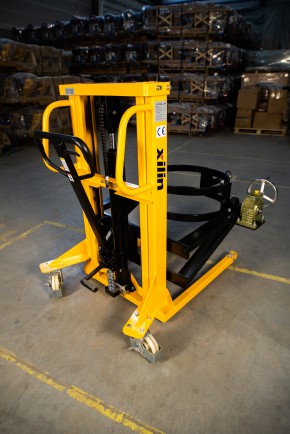 Штабелер-бочкокантователь гидравлический 0,35 т 1,94 м XILIN YTD-35 в Екатеринбурге - avtopogruzchiki.com