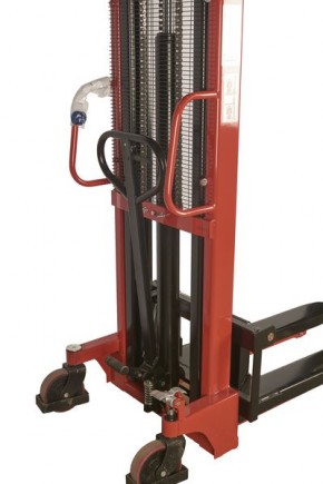 Штабелер гидравлический 1,0 т 2,5 м TOR CTY-EH с раздвижными вилами в Екатеринбурге - avtopogruzchiki.com