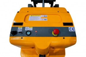 Штабелер самоходный 1,0 т 3,0 м XILIN CPD10W с наклоном мачты и противовесом 24/105 В/Ач в Екатеринбурге - avtopogruzchiki.com
