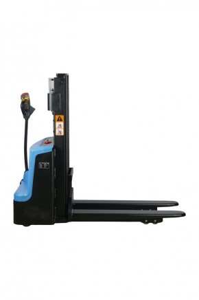 Штабелер самоходный 1,5 т 2,0 м TOR WS15H-2000SC PRO 24/85 В/Ач контр. скорости подъема в Екатеринбурге - avtopogruzchiki.com