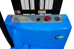 Штабелер самоходный 1,5 т 2,5 м TOR WS15H-2500SC PRO Li-ion 24/60 В/Ач контр. скорости подъема в Екатеринбурге - avtopogruzchiki.com