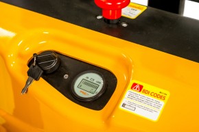 Штабелер самоходный 1,5 т 2,5 м TOR WS15SL-2500 в Екатеринбурге - avtopogruzchiki.com