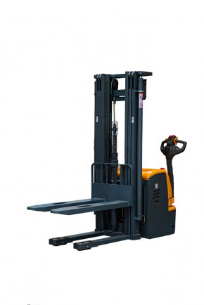 Штабелер самоходный 1,5 т 4,5 м XILIN CDDR15-III 24/200 В/Ач (сопровождаемый) в Екатеринбурге - avtopogruzchiki.com