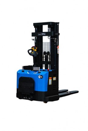 Штабелер самоходный 2,0 т 5,5 м TOR ES20T4 24/210 В/Ач ЭУР, Curtis, H-мачта (с платформой) в Екатеринбурге - avtopogruzchiki.com