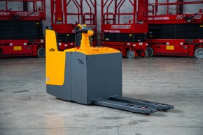 Тележка электрическая 2000 кг 1150 мм XILIN CBD20L с закрытой платформой 24/280 В/Ач в Екатеринбурге - avtopogruzchiki.com