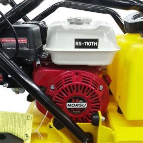 Виброплита бензиновая прямоходная NORSU RF-110TH (колесный комплект, бак для воды) в Екатеринбурге - avtopogruzchiki.com