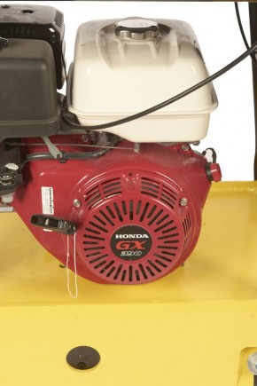 Виброплита реверсивная TOR C-330(R) 234 кг, 30кН (Honda) в Екатеринбурге - avtopogruzchiki.com