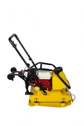 Виброплита TOR C-95T(R) 109 кг, 18кН (Honda)  бак, колесный комплект в Екатеринбурге - avtopogruzchiki.com