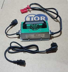Зарядное устройство для штабелёров CDDB-E 12V/15A (Outside charger 12V/15A) в Екатеринбурге - avtopogruzchiki.com