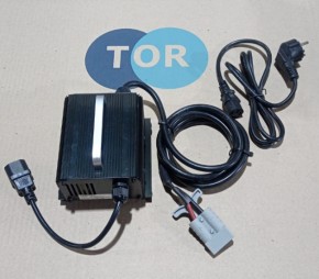 Зарядное устройство для штабелёров TS12 24V 10А (Charger 10A) в Екатеринбурге - avtopogruzchiki.com