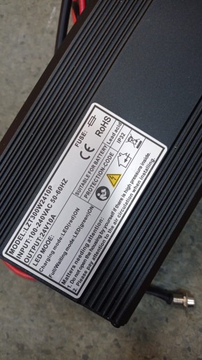 Зарядное устройство для штабелёров WS/IWS 24V/10A (Charger) в Екатеринбурге - avtopogruzchiki.com
