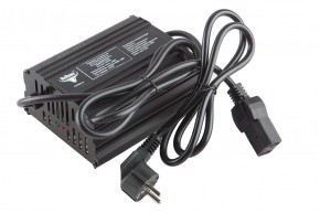 Зарядное устройство для свинцово-кислотных тяговых аккумуляторов 60V80AН (12A) - фотография Зарядное устройство для свинцово-кислотных тяговых аккумуляторов 60V80AН (12A) в Екатеринбурге - avtopogruzchiki.com