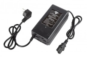 Зарядное устройство для свинцовых тяговых аккумуляторов 60V20A/H (3.0A) в Екатеринбурге - avtopogruzchiki.com