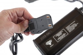 Зарядное устройство для свинцовых тяговых аккумуляторов 60V80AН (12A) в Екатеринбурге - avtopogruzchiki.com