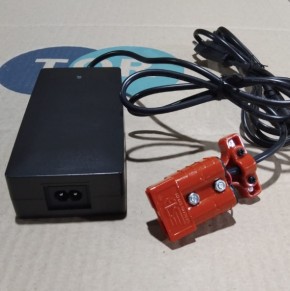Зарядное устройство для тележек PPT18H 48V/2A (Charger) в Екатеринбурге - avtopogruzchiki.com