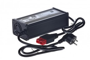 Зарядное устройство Gelbert для свинцовых аккумуляторов 24V80A/H (12A) Anderson - фотография Зарядное устройство Gelbert для свинцовых аккумуляторов 24V80A/H (12A) Anderson в Екатеринбурге - avtopogruzchiki.com