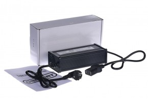 Зарядное устройство Gelbert для свинцовых аккумуляторов 60V80A/Н (12A) в Екатеринбурге - avtopogruzchiki.com