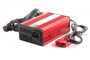 Зарядное устройство интеллектуальное для LiFePo4 аккумуляторов 24V40AH (10А) AF300 SB50 - фотография Зарядное устройство интеллектуальное для LiFePo4 аккумуляторов 24V40AH (10А) AF300 SB50 в Екатеринбурге - avtopogruzchiki.com