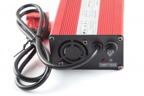 Зарядное устройство интеллектуальное для LiFePo4 аккумуляторов 24V40AH (10А) AF300 SB50 в Екатеринбурге - avtopogruzchiki.com