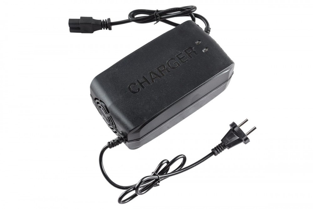 Зарядное устройство для аккумуляторов 60V 45-55Ah 5,8A фотография Зарядное устройство для аккумуляторов 60V 45-55Ah 5,8A - фото